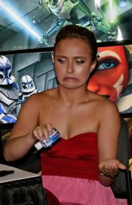 20080729 hayden panettiere loser germs9