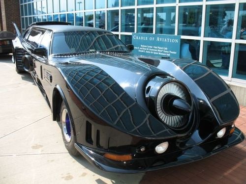 500x_batmobile-limousine.jpg