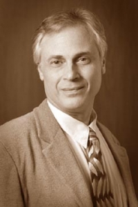 200full-carl-macek.jpg