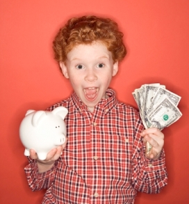 boy_with_piggy_bank.jpg