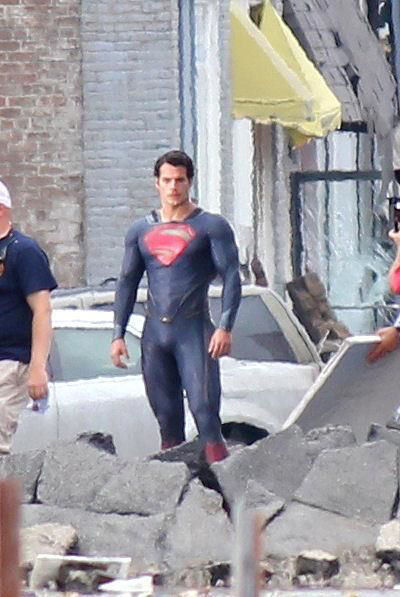 henrycavillsupermanmanofste.jpg