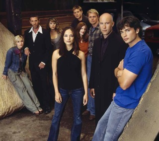 smallville cast pic.jpg