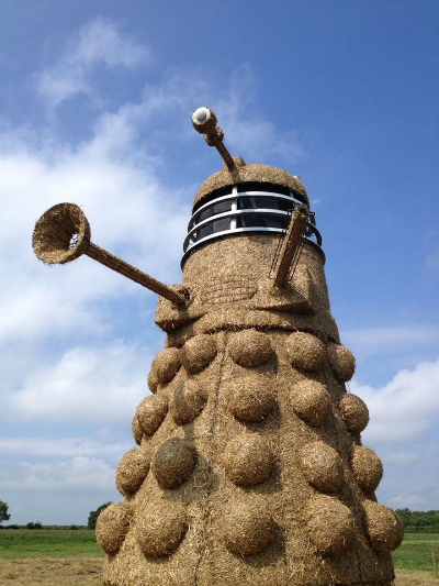 strawdalek.jpg