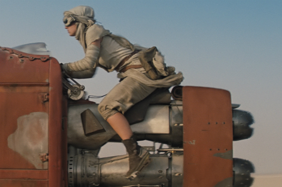 star-wars-the-force-awakens-daisy-ridley2.jpg