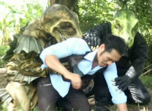 Trailer for the All-Male Jurassic World Porno From Thailand ...