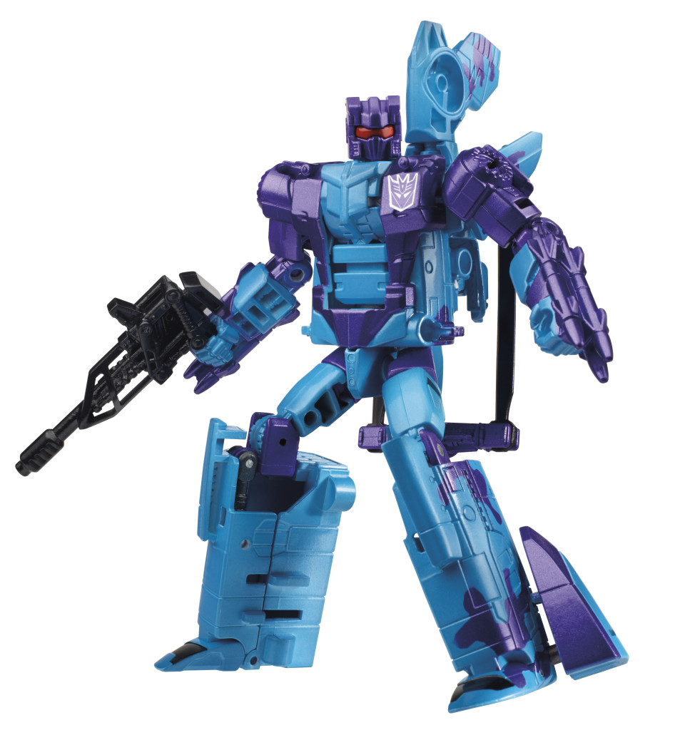 B3899AS00_TRA_Combiner_War_Bruticus_12